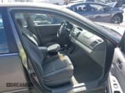 ✅ 2005 Toyota Camry LE • VIN: 4T1BF32K25U595582 • Lot: 43288592. Wystawiony na IAAI z przebiegiem 117 213 mil. Bezpłatny archiwum sprzedaży aukcyjnych z USA i szczegółowy raport historii pojazdu na DreamBid. Zdjęcie 5.