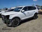✅ 2023 Kia Telluride SX Prestige X-Pro • VIN: 5XYP5DGC6PG406392 • Лот: 49264035. Опубликован ранее на Copart с пробегом 25 815 миль. Бесплатный доступ к архиву аукционных продаж из США и подробный отчёт об истории автомобиля на DreamBid. Изображение 1.