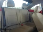 ✅ 2014 Volkswagen Beetle 2.0L TDI w/Sun/Sound/Nav • VIN: 3VWJL7ATXEM647875 • Лот: 56830035. Опубликован ранее на Copart с пробегом 111 469 миль. Бесплатный доступ к архиву аукционных продаж из США и подробный отчёт об истории автомобиля на DreamBid. Изображение 10.