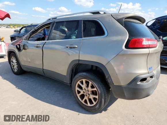 ✅ 2017 Jeep Cherokee Latitude • VIN: 1C4PJLCB3HW559903 • Lot: 81662625. Wystawiony na Copart z przebiegiem 151 687 mil. Bezpłatny archiwum sprzedaży aukcyjnych z USA i szczegółowy raport historii pojazdu na DreamBid. Zdjęcie 2.