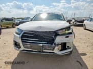 ✅ 2017 Audi Q7 Premium Plus • VIN: WA1LHAF7XHD039080 • Lot: 71279715. Wystawiony na Copart z przebiegiem 92 682 mil. Bezpłatny archiwum sprzedaży aukcyjnych z USA i szczegółowy raport historii pojazdu na DreamBid. Zdjęcie 5.