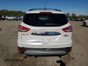 ✅ 2013 Ford Escape SEL • VIN: 1FMCU0HX1DUC69458 • Lot: 89882235. Wystawiony na Copart z przebiegiem 81 488 mil. Bezpłatny archiwum sprzedaży aukcyjnych z USA i szczegółowy raport historii pojazdu na DreamBid. Zdjęcie 6.