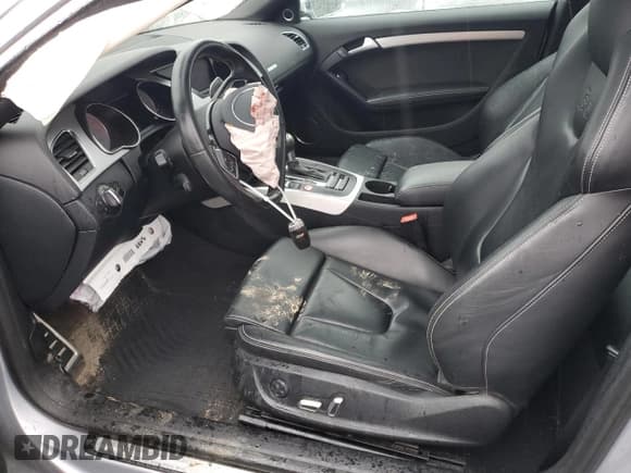 ✅ 2016 Audi S5 Premium Plus • VIN: WAUC4AFR3GA055511 • Lot: 82251443. Wystawiony na Copart z przebiegiem Nie podano. Bezpłatny archiwum sprzedaży aukcyjnych z USA i szczegółowy raport historii pojazdu na DreamBid. Zdjęcie 7.