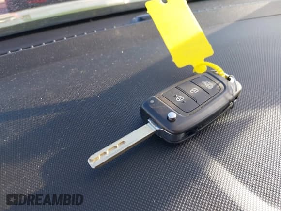 ✅ 2022 Hyundai Venue SE • VIN: KMHRB8A39NU140634 • Lot: 38247791. Listed on IAAI with 31,622 mi. Free auction sales archive from the USA and detailed vehicle history report at DreamBid. Image 11.