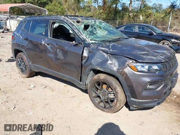 ✅ 2022 Jeep Compass Latitude • VIN: 3C4NJDBB6NT231116 • Лот: 43482556. Опубликован ранее на IAAI с пробегом Не указан. Бесплатный доступ к архиву аукционных продаж из США и подробный отчёт об истории автомобиля на DreamBid. Изображение 1.
