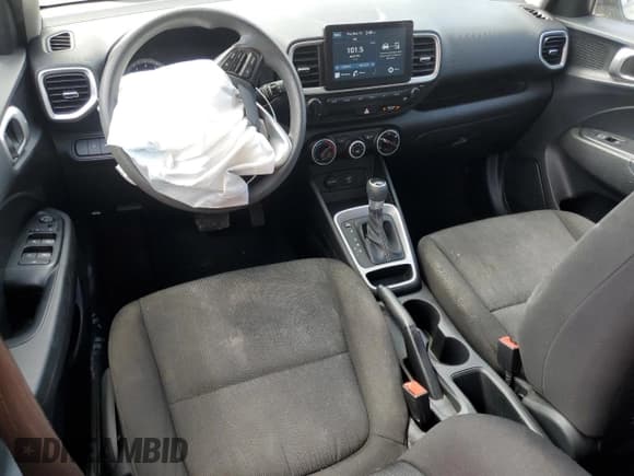 ✅ 2021 Hyundai Venue SE • VIN: KMHRB8A33MU069509 • Lot: 48755955. Listed on Copart with 71,461 mi. Free auction sales archive from the USA and detailed vehicle history report at DreamBid. Image 8.