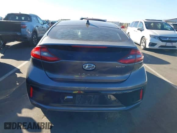 2018 Hyundai Ioniq Limited with VIN KMHC05LC1JU060715, listed as a IAAI auction lot 43479078 with 121,376 mi miles and . Bid and sale history available at DreamBid. Image 16.