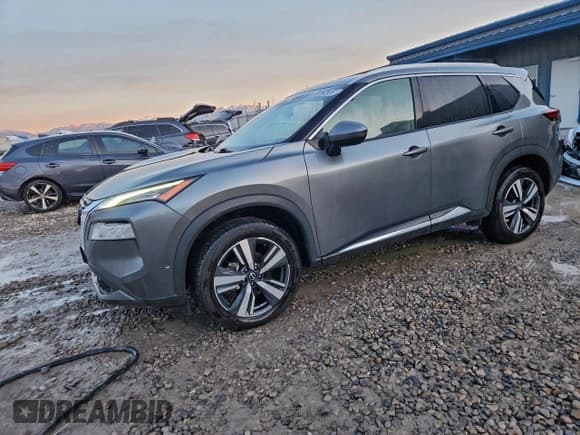 ✅ 2023 Nissan Rogue SL • VIN: 5N1BT3CB6PC798636 • Lot: 95524285. Wystawiony na Copart z przebiegiem 87 689 mil. Bezpłatny archiwum sprzedaży aukcyjnych z USA i szczegółowy raport historii pojazdu na DreamBid. Zdjęcie 1.