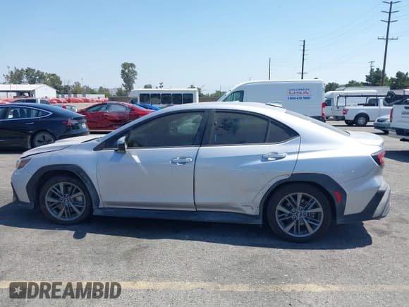 ✅ 2022 Subaru WRX • VIN: JF1VBAA6XN9008575 • Lot: 42599135. Listed on IAAI with 40,130 mi. Free auction sales archive from the USA and detailed vehicle history report at DreamBid. Image 13.