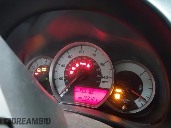 ✅ 2012 Toyota Yaris L • VIN: JTDKTUD33CD533792 • Lot: 42061094. Wystawiony na IAAI z przebiegiem 129 121 mil. Bezpłatny archiwum sprzedaży aukcyjnych z USA i szczegółowy raport historii pojazdu na DreamBid. Zdjęcie 7.