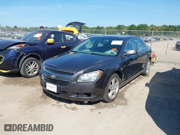 ✅ 2011 Chevrolet Malibu 1LS • VIN: 1G1ZB5E18BF330459 • Лот: 43222713. Опубликован ранее на IAAI с пробегом 115 048 миль. Бесплатный доступ к архиву аукционных продаж из США и подробный отчёт об истории автомобиля на DreamBid. Изображение 17.