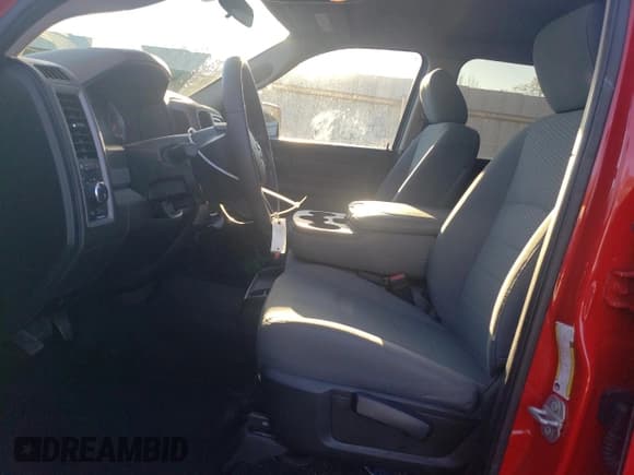 ✅ 2019 Ram 1500 Tradesman • VIN: 3C6RR6KT8KG729599 • Lot: 84824514. Listed on Copart with 27,178 mi. Free auction sales archive from the USA and detailed vehicle history report at DreamBid. Image 7.