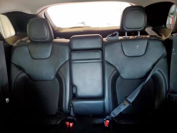 ✅ 2019 Jeep Cherokee Altitude • VIN: 1C4PJLLB5KD285977 • Lot: 68597295. Listed on Copart with 84,013 mi. Free auction sales archive from the USA and detailed vehicle history report at DreamBid. Image 10.