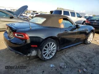 ✅ 2017 FIAT 124 Spider Elaborazione Abarth • VIN: JC1NFAEK4H0105671 • Lot: 73736814. Listed on Copart with Not provided. Free auction sales archive from the USA and detailed vehicle history report at DreamBid. Image 3.