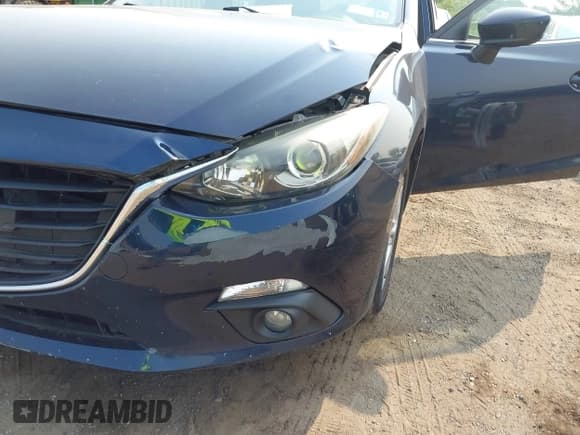 ✅ 2015 Mazda 3 i Grand Touring • VIN: JM1BM1M74F1241864 • Lot: 42447035. Wystawiony na IAAI z przebiegiem 73 825 mil. Bezpłatny archiwum sprzedaży aukcyjnych z USA i szczegółowy raport historii pojazdu na DreamBid. Zdjęcie 6.