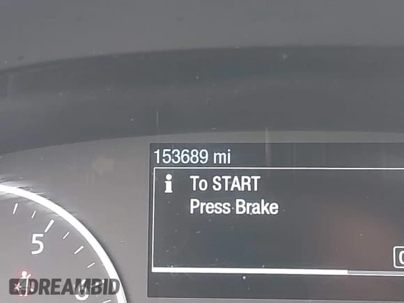 ✅ 2018 Ford EcoSport SES • VIN: MAJ6P1CL8JC224964 • Lot: 43472612. Wystawiony na IAAI z przebiegiem 153 689 mil. Bezpłatny archiwum sprzedaży aukcyjnych z USA i szczegółowy raport historii pojazdu na DreamBid. Zdjęcie 16.