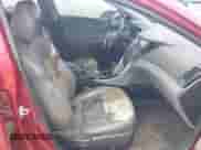 2014 Hyundai Sonata Limited с VIN 5NPEC4AC3EH915142, выставлен на аукционе IAAI как лот 41874344 с пробегом 157 132 миль миль и . История ставок и продаж доступна на DreamBid. Изображение 5.