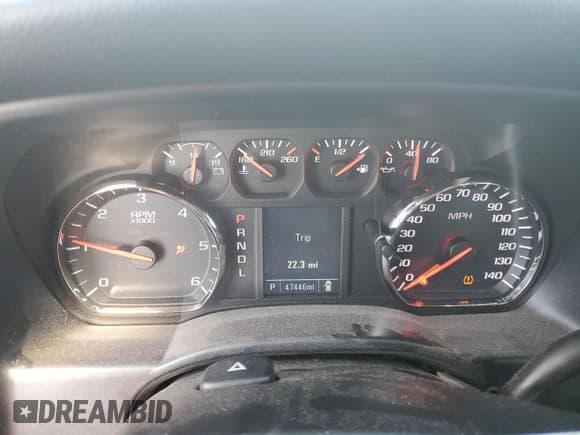 ✅ 2018 Chevrolet Silverado 1500 Work Truck • VIN: 1GCNCNEC5JZ261795 • Lot: 86986685. Wystawiony na Copart z przebiegiem 47 446 mil. Bezpłatny archiwum sprzedaży aukcyjnych z USA i szczegółowy raport historii pojazdu na DreamBid. Zdjęcie 9.