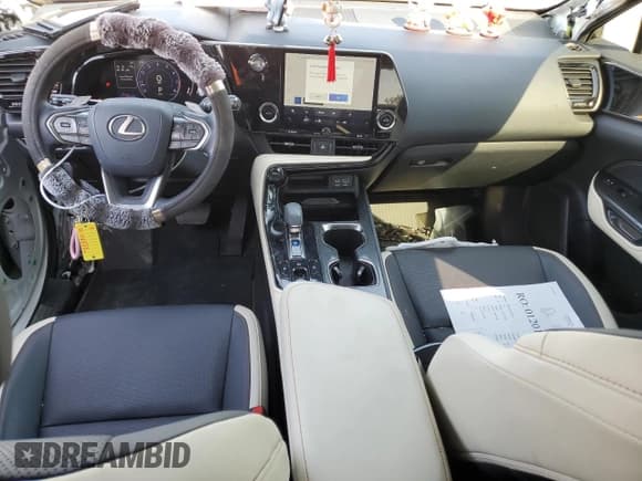 ✅ 2022 Lexus NX 250 • VIN: JTJADCAZXN5004099 • Lot: 69648044. Listed on Copart with 27,148 mi. Free auction sales archive from the USA and detailed vehicle history report at DreamBid. Image 8.