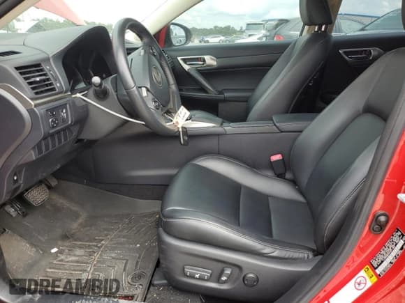 ✅ 2015 Lexus CT 200h • VIN: JTHKD5BH4F2211369 • Lot: 70452385. Wystawiony na Copart z przebiegiem 155 233 mil. Bezpłatny archiwum sprzedaży aukcyjnych z USA i szczegółowy raport historii pojazdu na DreamBid. Zdjęcie 7.