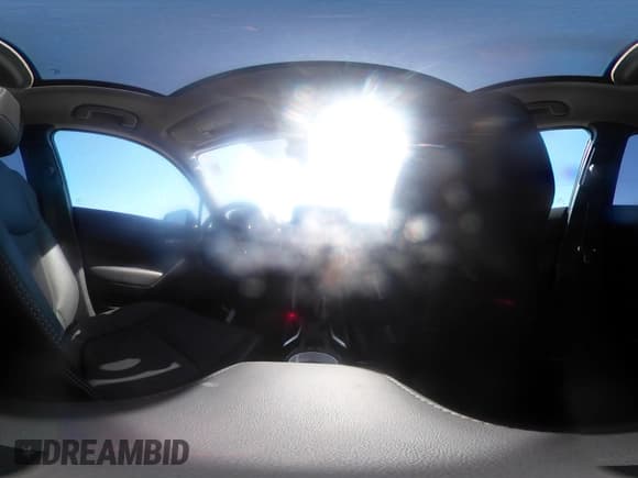 ✅ 2024 Toyota Corolla Cross XLE • VIN: 7MUDAAAG0RV080383 • Lot: 42032391. Wystawiony na IAAI z przebiegiem 16 593 mil. Bezpłatny archiwum sprzedaży aukcyjnych z USA i szczegółowy raport historii pojazdu na DreamBid. Zdjęcie 24.