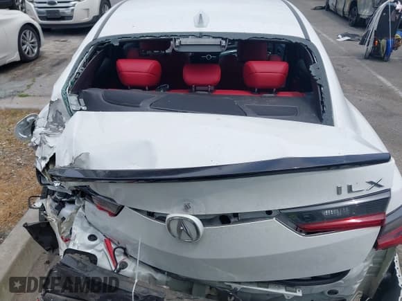 ✅ 2022 Acura ILX Premium • VIN: 19UDE2F84NA008648 • Lot: 42238548. Wystawiony na IAAI z przebiegiem 35 527 mil. Bezpłatny archiwum sprzedaży aukcyjnych z USA i szczegółowy raport historii pojazdu na DreamBid. Zdjęcie 16.