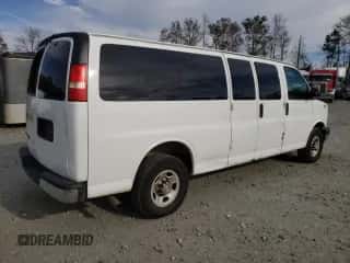 2014 Chevrolet Express Passenger LT с VIN 1GAZG1FG2E1202457, выставлен на аукционе Copart как лот 82704884 с пробегом 142 982 миль миль и Списание • Salvage title. История ставок и продаж доступна на DreamBid. Изображение 3.