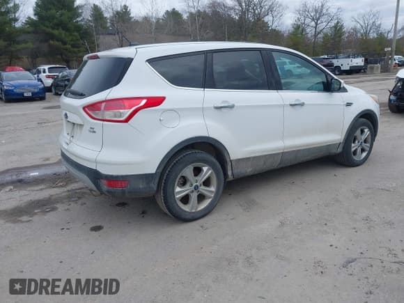 ✅ 2016 Ford Escape SE • VIN: 1FMCU9GX1GUA76589 • Лот: 42014929. Опубликован ранее на IAAI с пробегом 125 294 миль. Бесплатный доступ к архиву аукционных продаж из США и подробный отчёт об истории автомобиля на DreamBid. Изображение 4.