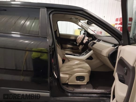 ✅ 2013 Land Rover Range Rover Evoque Pure • VIN: SALVN2BG7DH845764 • Lot: 43443891. Listed on IAAI with 140,794 mi. Free auction sales archive from the USA and detailed vehicle history report at DreamBid. Image 5.