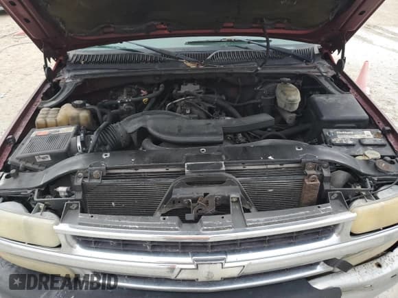 ✅ 2003 Chevrolet Suburban LT • VIN: 1GNEC16Z93J167410 • Лот: 89341495. Опубликован ранее на Copart с пробегом 308 708 миль. Бесплатный доступ к архиву аукционных продаж из США и подробный отчёт об истории автомобиля на DreamBid. Изображение 12.