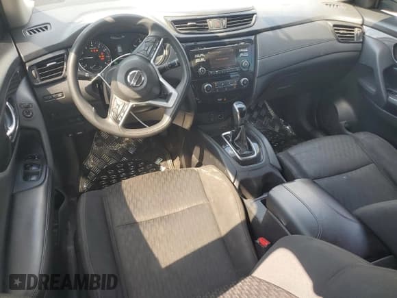 ✅ 2017 Nissan Rogue S • VIN: KNMAT2MT9HP511401 • Lot: 56671085. Listed on Copart with 223,558 mi. Free auction sales archive from the USA and detailed vehicle history report at DreamBid. Image 8.