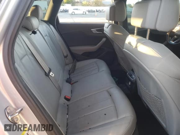 ✅ 2017 Audi allroad A4 Premium Plus • VIN: WA18NAF44HA095344 • Лот: 79781454. Опубликован ранее на Copart с пробегом 151 654 миль. Бесплатный доступ к архиву аукционных продаж из США и подробный отчёт об истории автомобиля на DreamBid. Изображение 10.