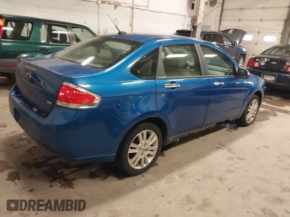 ✅ 2010 Ford Focus SEL • VIN: 1FAHP3HNXAW195254 • Lot: 43793210. Listed on IAAI with 256,846 mi. Free auction sales archive from the USA and detailed vehicle history report at DreamBid. Image 4.