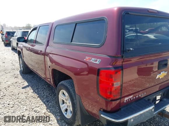 ✅ 2015 Chevrolet Silverado 1500 LT • VIN: 3GCUKREC0FG428366 • Лот: 42210969. Опубликован ранее на IAAI с пробегом 118 352 миль. Бесплатный доступ к архиву аукционных продаж из США и подробный отчёт об истории автомобиля на DreamBid. Изображение 3.