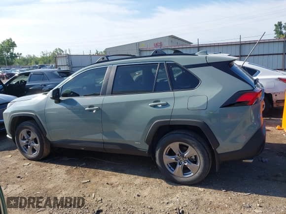 ✅ 2023 Toyota RAV4 Hybrid XLE • VIN: 4T3RWRFV8PU103718 • Lot: 42743061. Wystawiony na IAAI z przebiegiem 37 997 mil. Bezpłatny archiwum sprzedaży aukcyjnych z USA i szczegółowy raport historii pojazdu na DreamBid. Zdjęcie 14.