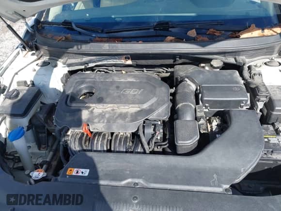 2015 Hyundai Sonata Sport z VIN 5NPE34AF5FH052694, wystawiony jako IAAI lot #43580061 z przebiegiem 209 391 mil mil oraz . Historia ofert i sprzedaży dostępna na DreamBid. Obrazek 10.