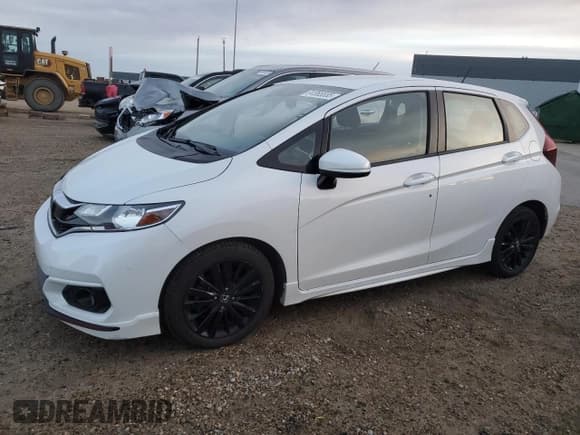 ✅ 2019 Honda Fit Sport • VIN: 3HGGK5H63KM102683 • Lot: 91365555. Listed on Copart with 61,270 mi. Free auction sales archive from the USA and detailed vehicle history report at DreamBid. Image 1.