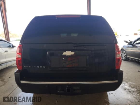 ✅ 2013 Chevrolet Suburban LTZ • VIN: 1GNSCKE00DR188905 • Lot: 46224845. Wystawiony na Copart z przebiegiem 212 260 mil. Bezpłatny archiwum sprzedaży aukcyjnych z USA i szczegółowy raport historii pojazdu na DreamBid. Zdjęcie 6.