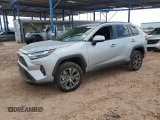 ✅ 2025 Toyota RAV4 Hybrid XLE Premium • VIN: JTMB6RFV2SD164697 • Лот: 82139675. Опубликован ранее на Copart с пробегом 6 244 миль. Бесплатный доступ к архиву аукционных продаж из США и подробный отчёт об истории автомобиля на DreamBid. Изображение 1.