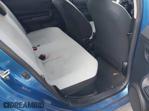 ✅ 2016 Toyota Prius One • VIN: JTDKDTB32G1132591 • Lot: 42092764. Listed on IAAI with 67,472 mi. Free auction sales archive from the USA and detailed vehicle history report at DreamBid. Image 8.