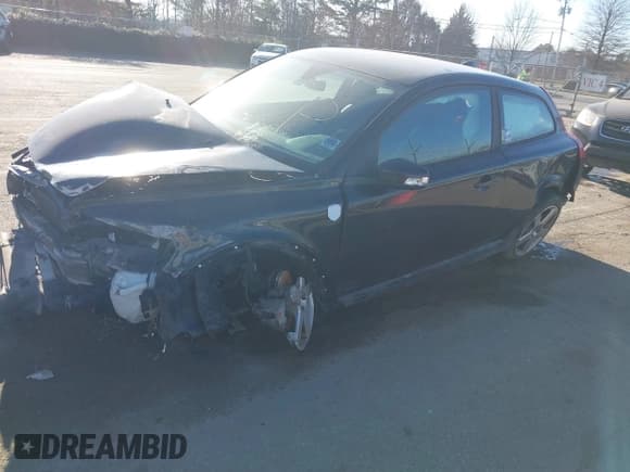 ✅ 2009 Volvo C30 • VIN: YV1MK672892142548 • Лот: 41221801. Опубликован ранее на IAAI с пробегом 166 487 миль. Бесплатный доступ к архиву аукционных продаж из США и подробный отчёт об истории автомобиля на DreamBid. Изображение 2.