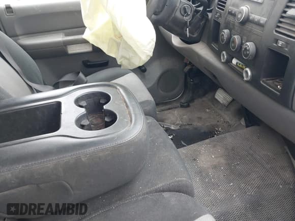 ✅ 2007 Chevrolet Silverado 1500 Work Truck • VIN: 1GCEC14C17E565233 • Лот: 42671178. Опубликован ранее на IAAI с пробегом 127 436 миль. Бесплатный доступ к архиву аукционных продаж из США и подробный отчёт об истории автомобиля на DreamBid. Изображение 5.