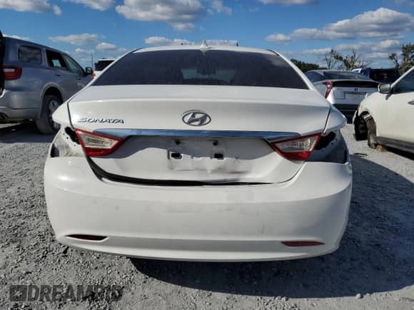 ✅ 2012 Hyundai Sonata GLS • VIN: 5NPEB4AC3CH362816 • Лот: 82519755. Размещён на Copart с пробегом 96 154 миль миль. Получите бесплатный доступ к архиву аукционных продаж из США и посмотрите подробный отчёт об истории автомобиля на DreamBid. Изображение 6.