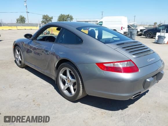 ✅ 2005 Porsche 911 Carrera 997 • VIN: WP0AA29985S716414 • Лот: 43106018. Опубликован ранее на IAAI с пробегом 117 101 миль. Бесплатный доступ к архиву аукционных продаж из США и подробный отчёт об истории автомобиля на DreamBid. Изображение 3.