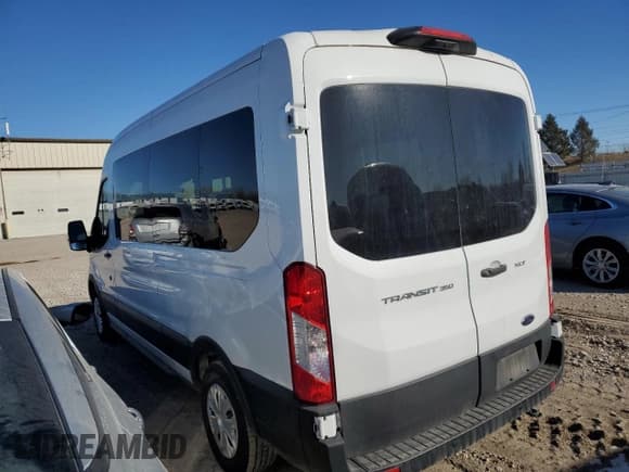 ✅ 2022 Ford Transit Passenger XL • VIN: 1FBAX2C82NKA78986 • Lot: 42490795. Wystawiony na Copart z przebiegiem 63 246 mil. Bezpłatny archiwum sprzedaży aukcyjnych z USA i szczegółowy raport historii pojazdu na DreamBid. Zdjęcie 2.