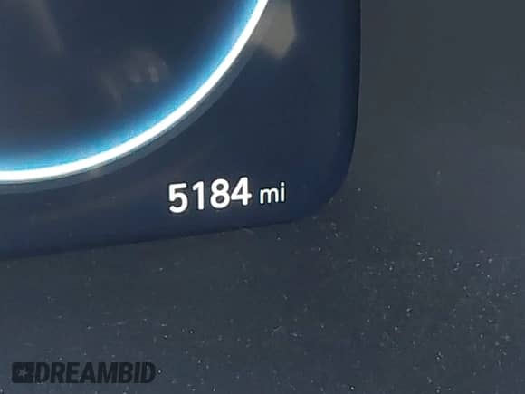 2025 Hyundai Palisade Calligraphy with VIN KM8R74GE6SU856907, listed as a IAAI auction lot 42065127 with 5,184 mi miles and . Bid and sale history available at DreamBid. Image 15.