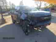 2022 Chevrolet Tahoe Z71 z VIN 1GNSKPKD3NR277652, wystawiony jako IAAI lot #41335976 z przebiegiem 42 982 mil mil oraz . Historia ofert i sprzedaży dostępna na DreamBid. Obrazek 6.