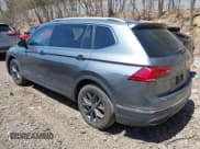 ✅ 2022 Volkswagen Tiguan SE • VIN: 3VV2B7AXXNM019538 • Lot: 42109211. Wystawiony na IAAI z przebiegiem 30 576 mil. Bezpłatny archiwum sprzedaży aukcyjnych z USA i szczegółowy raport historii pojazdu na DreamBid. Zdjęcie 3.