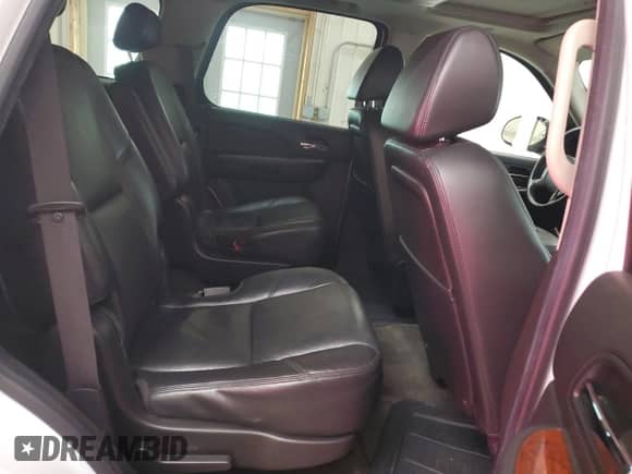 2009 Chevrolet Tahoe LTZ z VIN 1GNFK33299R162017, wystawiony jako Copart lot #71158455 z przebiegiem 167 770 mil mil oraz Szkoda całkowita • Salvage title. Historia ofert i sprzedaży dostępna na DreamBid. Obrazek 11.