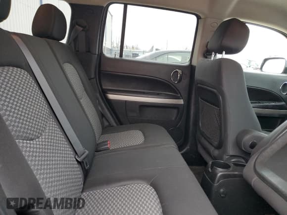 ✅ 2010 Chevrolet HHR LS • VIN: 3GNBAADB7AS567900 • Lot: 82139334. Listed on Copart with 189,017 mi. Free auction sales archive from the USA and detailed vehicle history report at DreamBid. Image 11.